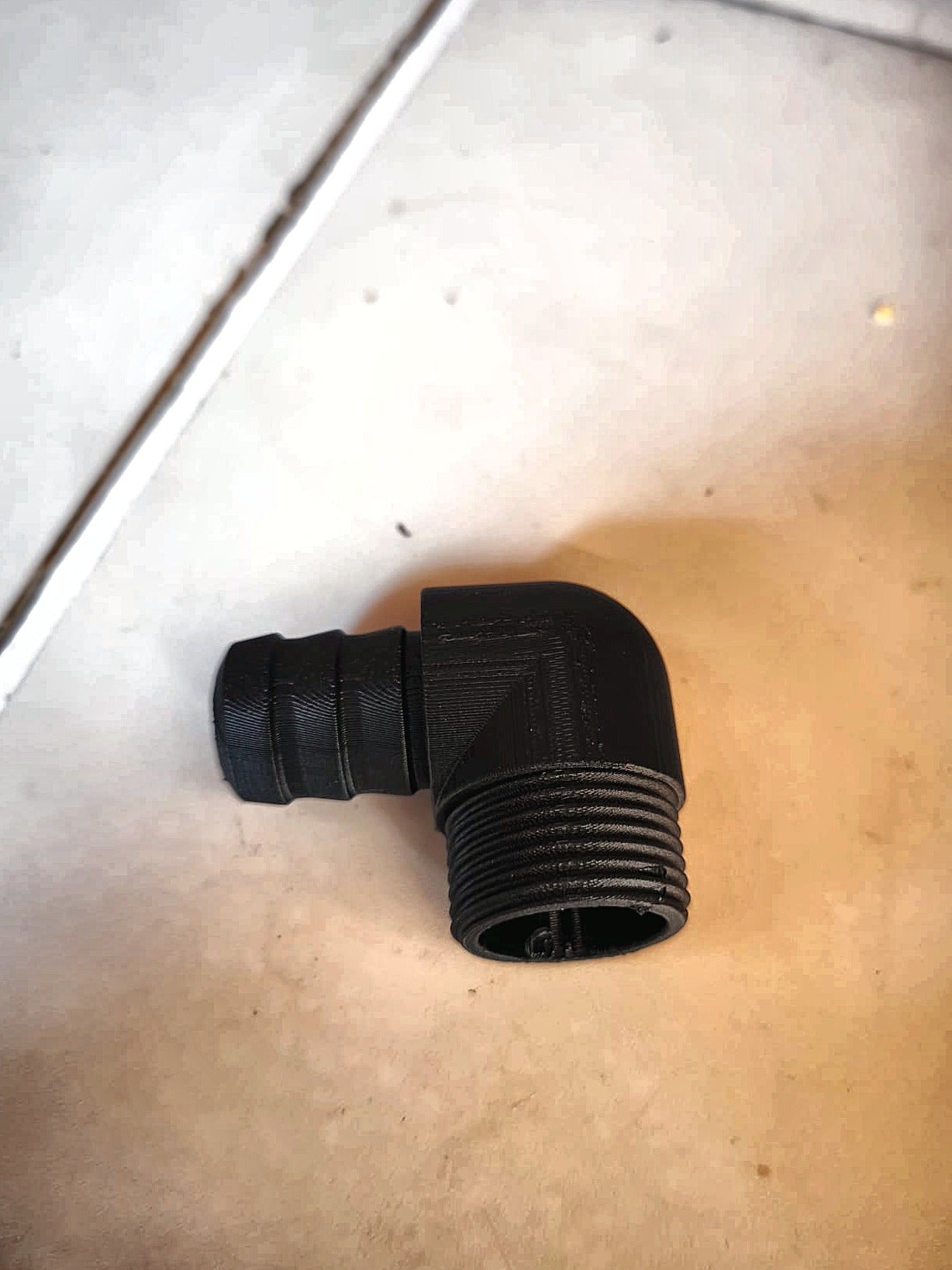 Elbow — BSP Male × Hose Barb — Parametric (3D Print) — foto 9